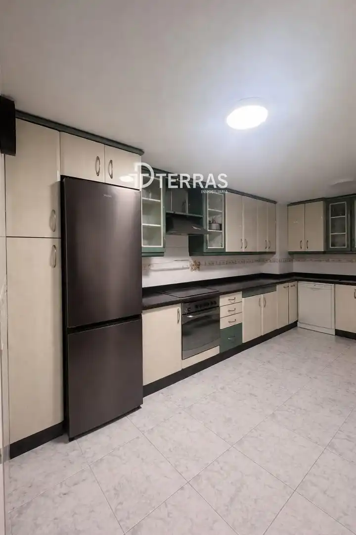 Flat for sale in Xose Solla, Soutomaior