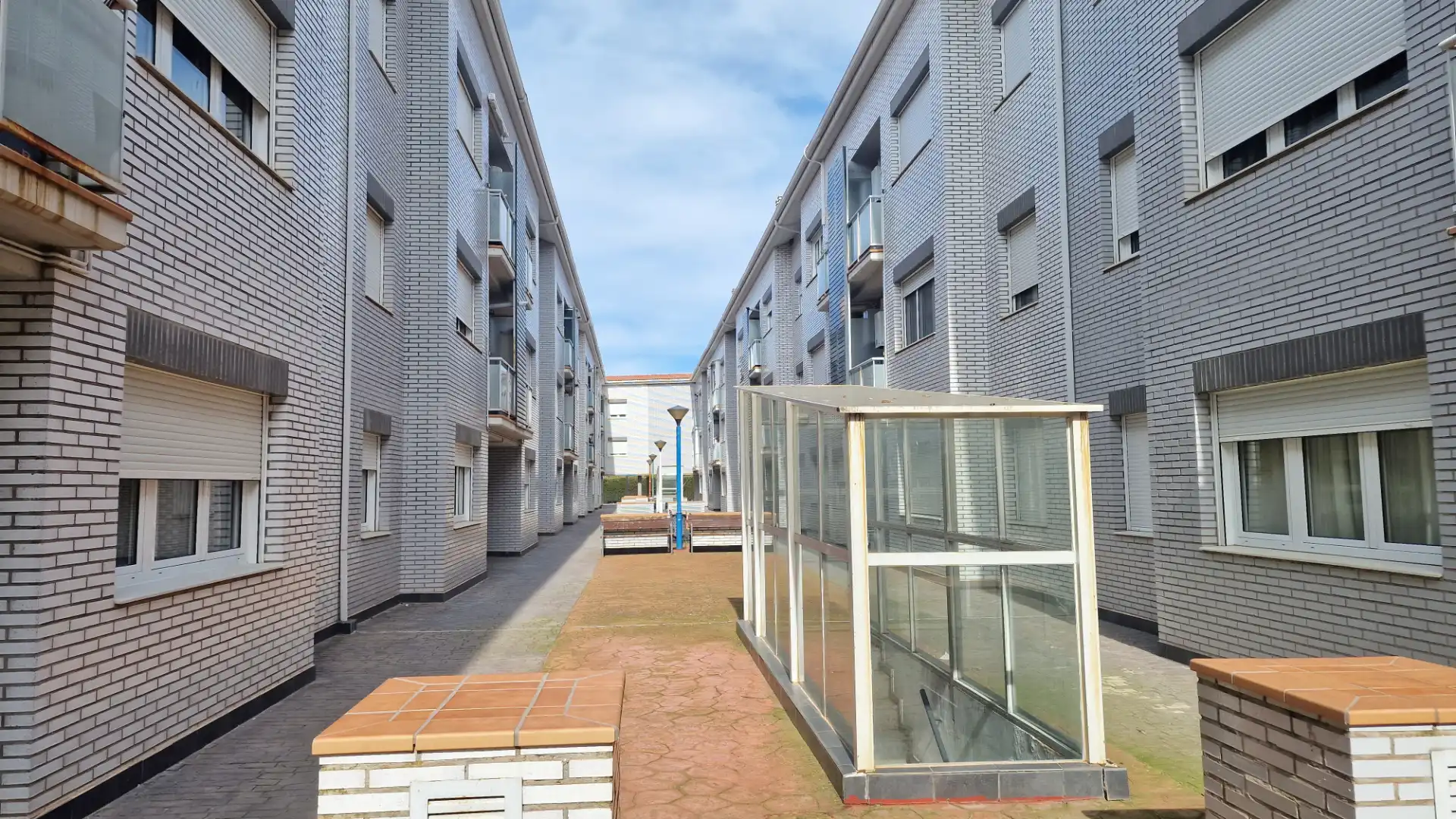 Vista exterior de Dúplex en venda en Andorra (Teruel) amb Calefacció, Terrassa i Moblat