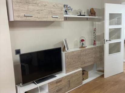 Living room of Flat for sale in  Jaén Capital  with Air Conditioner, Heating and Parquet flooring