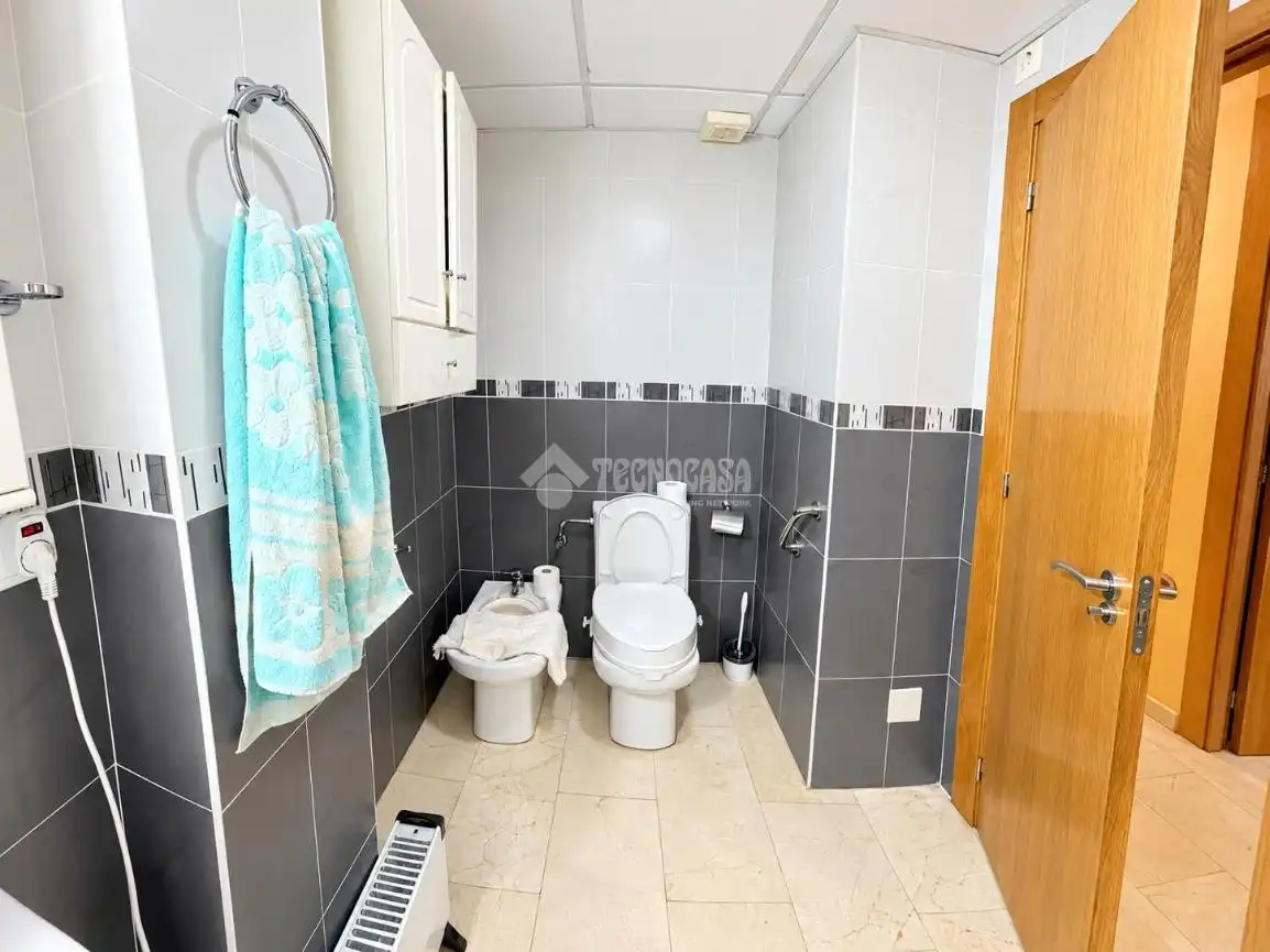 Baño de Piso en venta en Alicante / Alacant