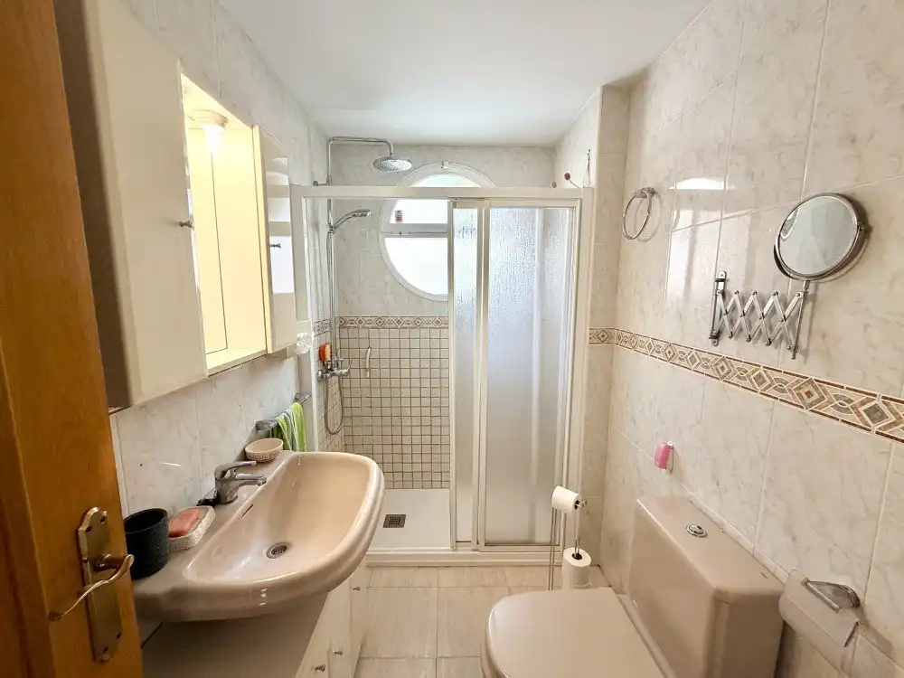 Apartament amb terrassa en venda a Guardamar Playa, imagen 9