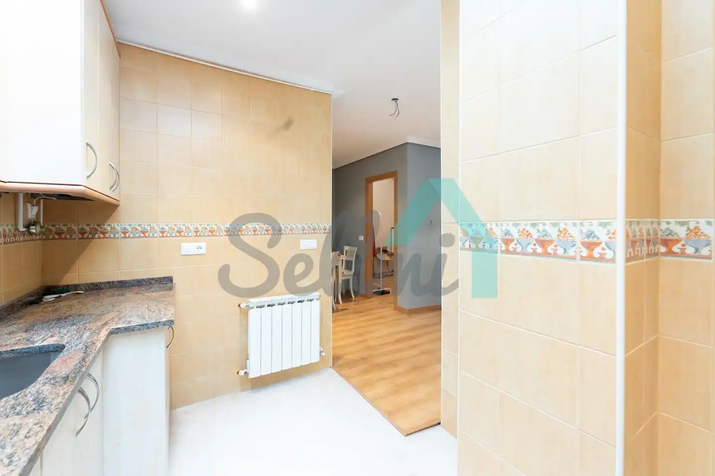 Kitchen of Flat for sale in Aller  with Heating and Storage room