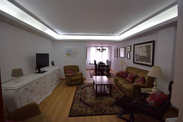 Piso en Alquiler en Oviedo - General Elorza, 77 en Salesas - Foncalada - Campoamor