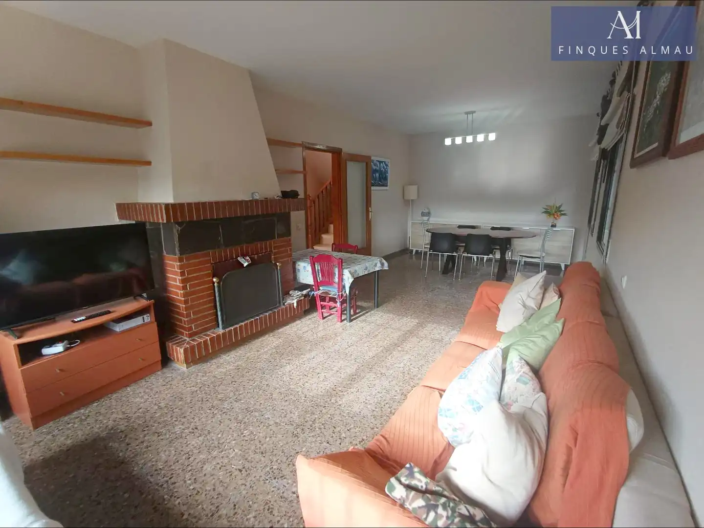 Sala d'estar de Casa o xalet en venda en Sant Pere de Ribes amb Calefacció, Jardí privat i Terrassa