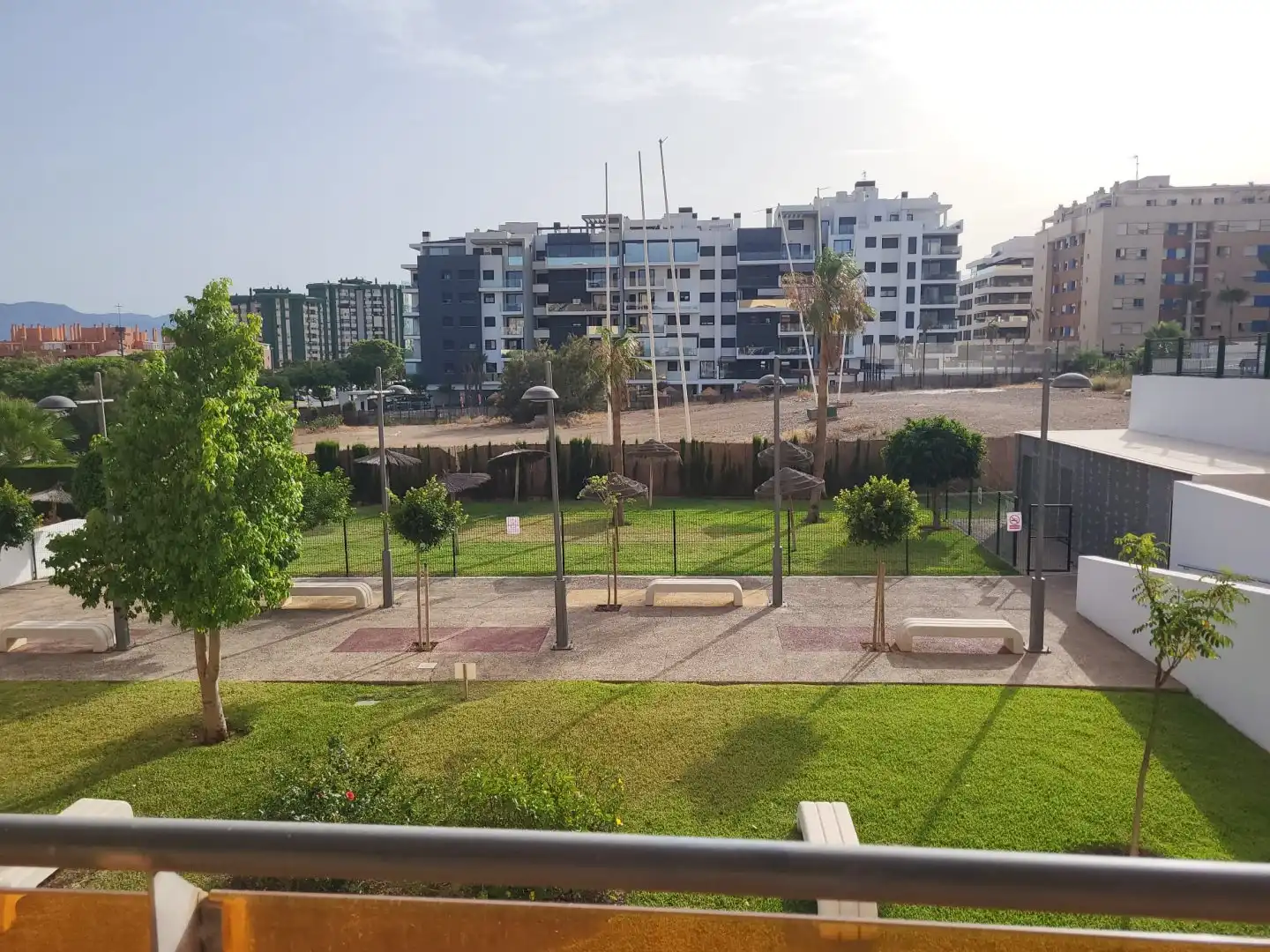 Vista exterior de Pis de lloguer en Málaga amb Aire condicionat, Terrassa i Piscina