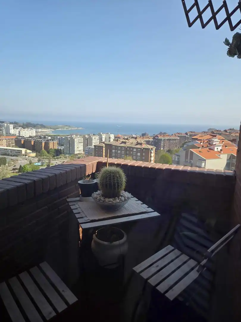 Flat for rent in Calle FERNANDO RIOS, Los Castros