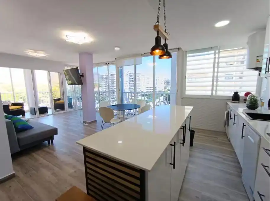 Cocina de Apartamento en venta en Benicasim / Benicàssim con Aire acondicionado, Calefacción y Jardín privado