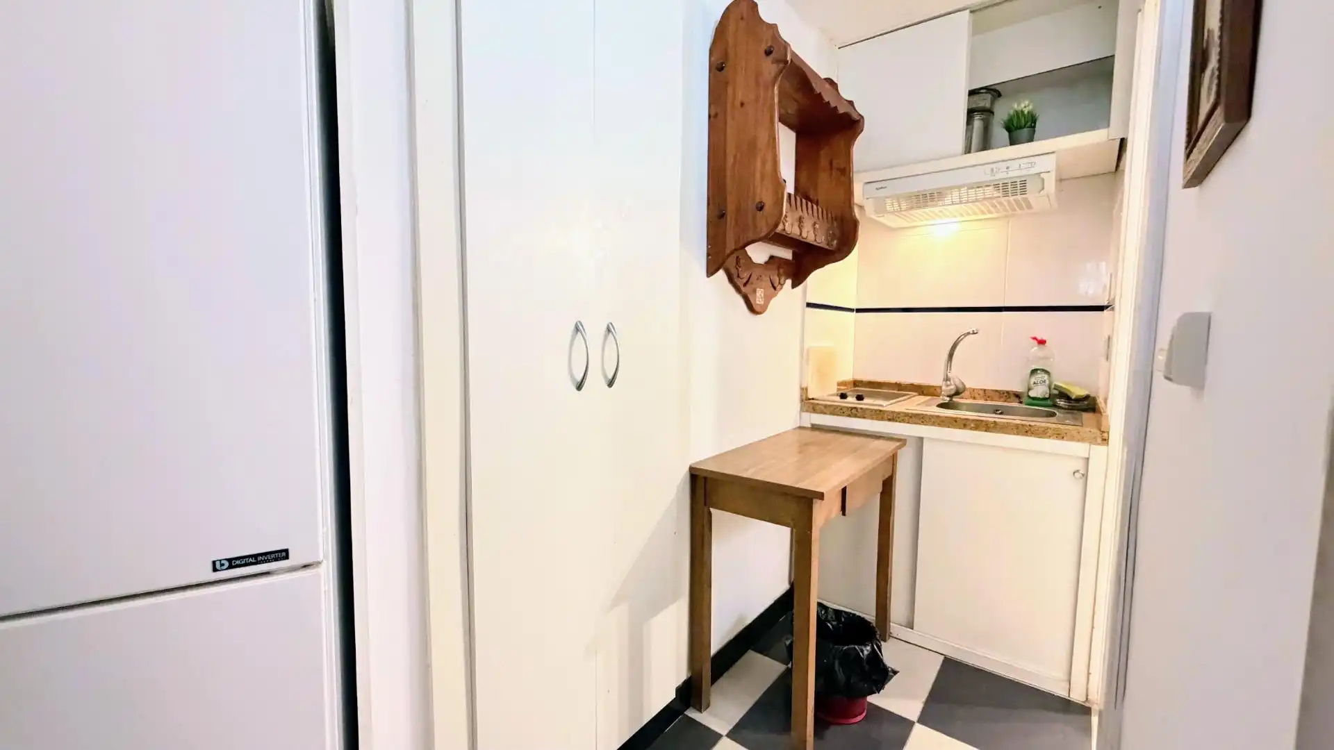 Küche von Wohnung zum Verkauf in Torremolinos mit Klimaanlage, Heizung und Privatgarten
