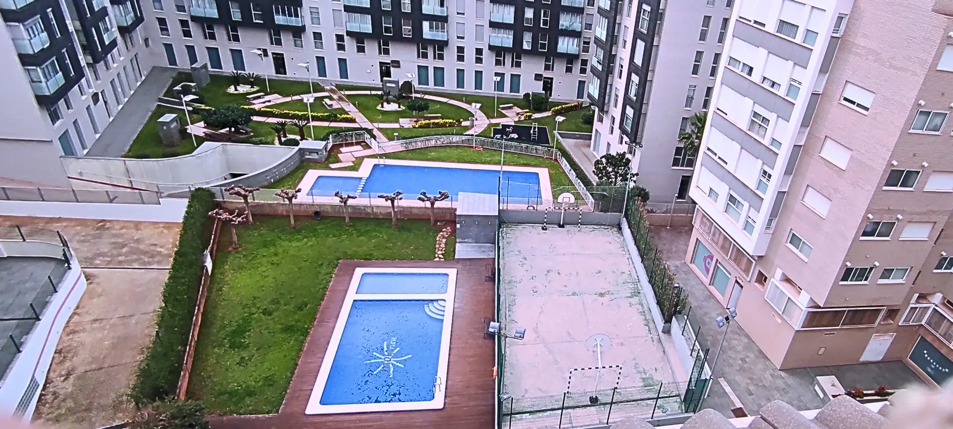 Piscina de Dúplex en venda en Vila-real amb Aire condicionat, Calefacció i Terrassa