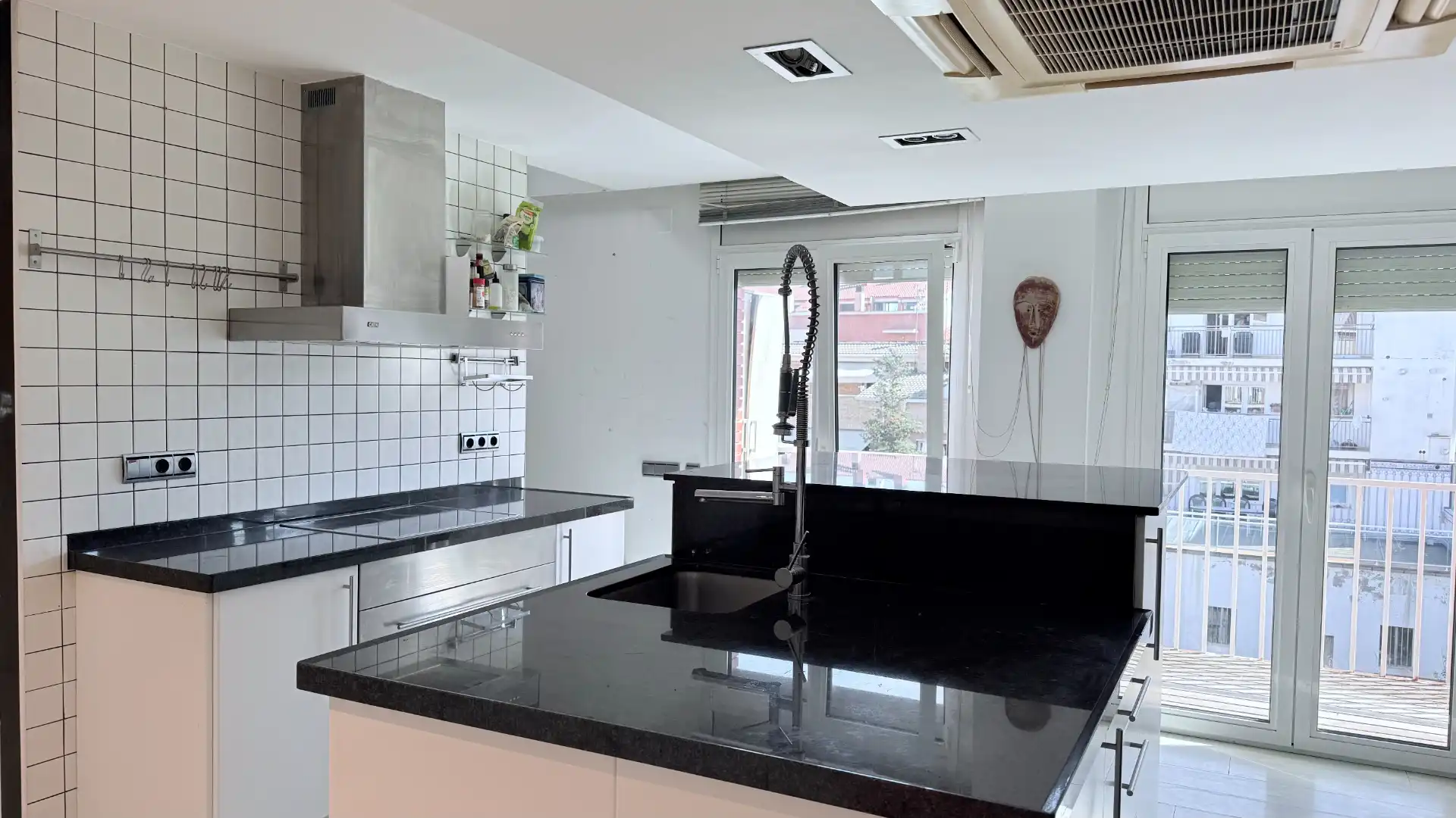 Duplex with terrace for sale in Carrer Eugeni d'Ors 30, imagen 8
