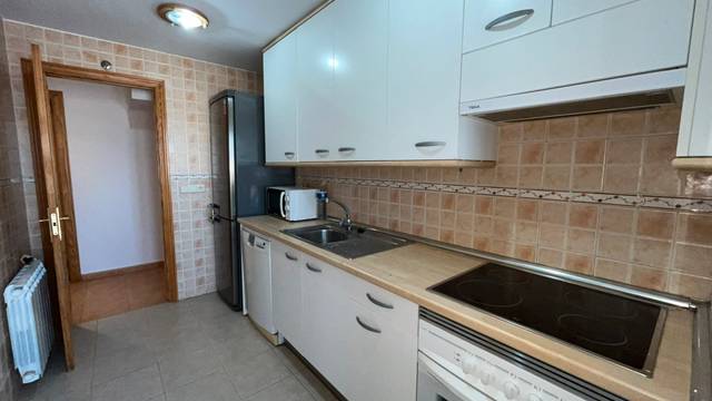 Dúplex en Alquiler en Avenida de Juan Carlos I en Villa del Prado