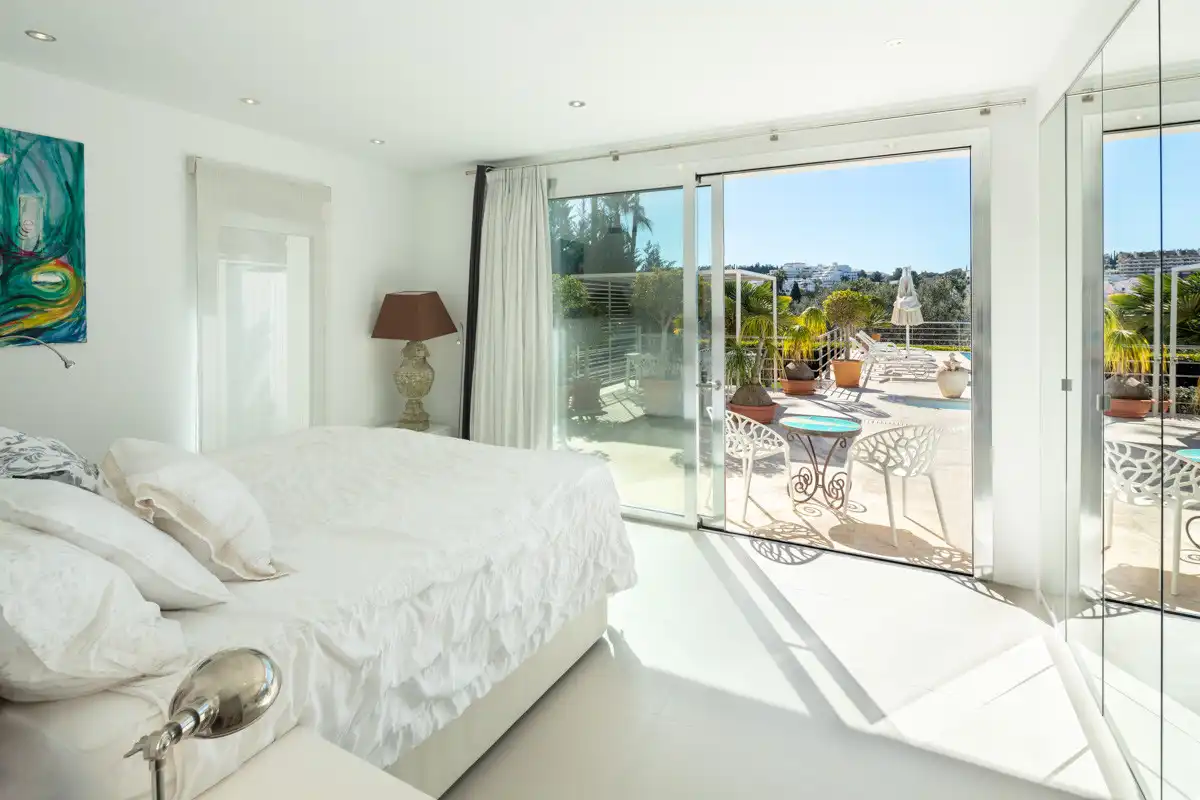 House with pool for sale in Marbella Centro, imagen 2