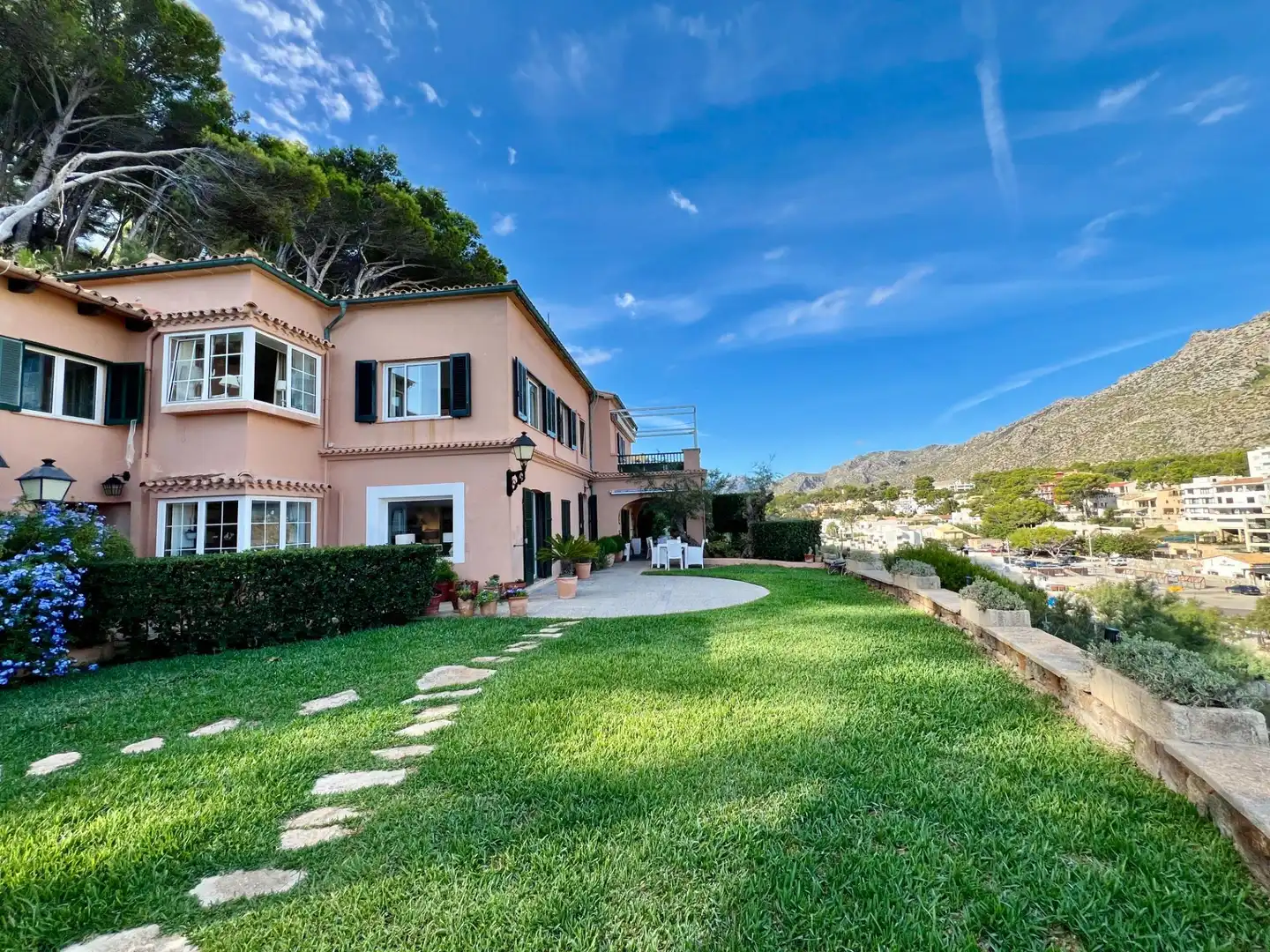 Exterior view of Houses for sale in Pollença  with Air Conditioner, Private garden and Terrace