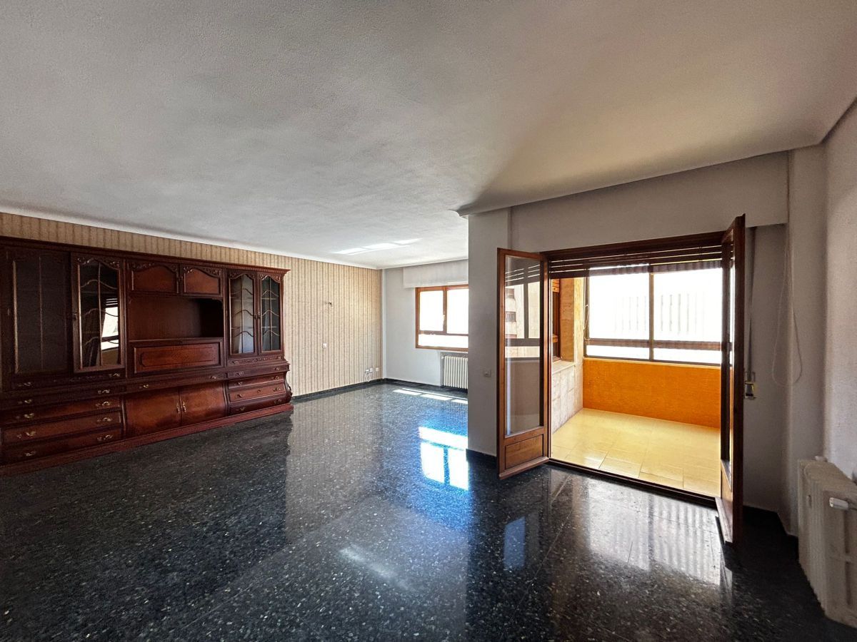 Flat to rent in MAYOR, Centro