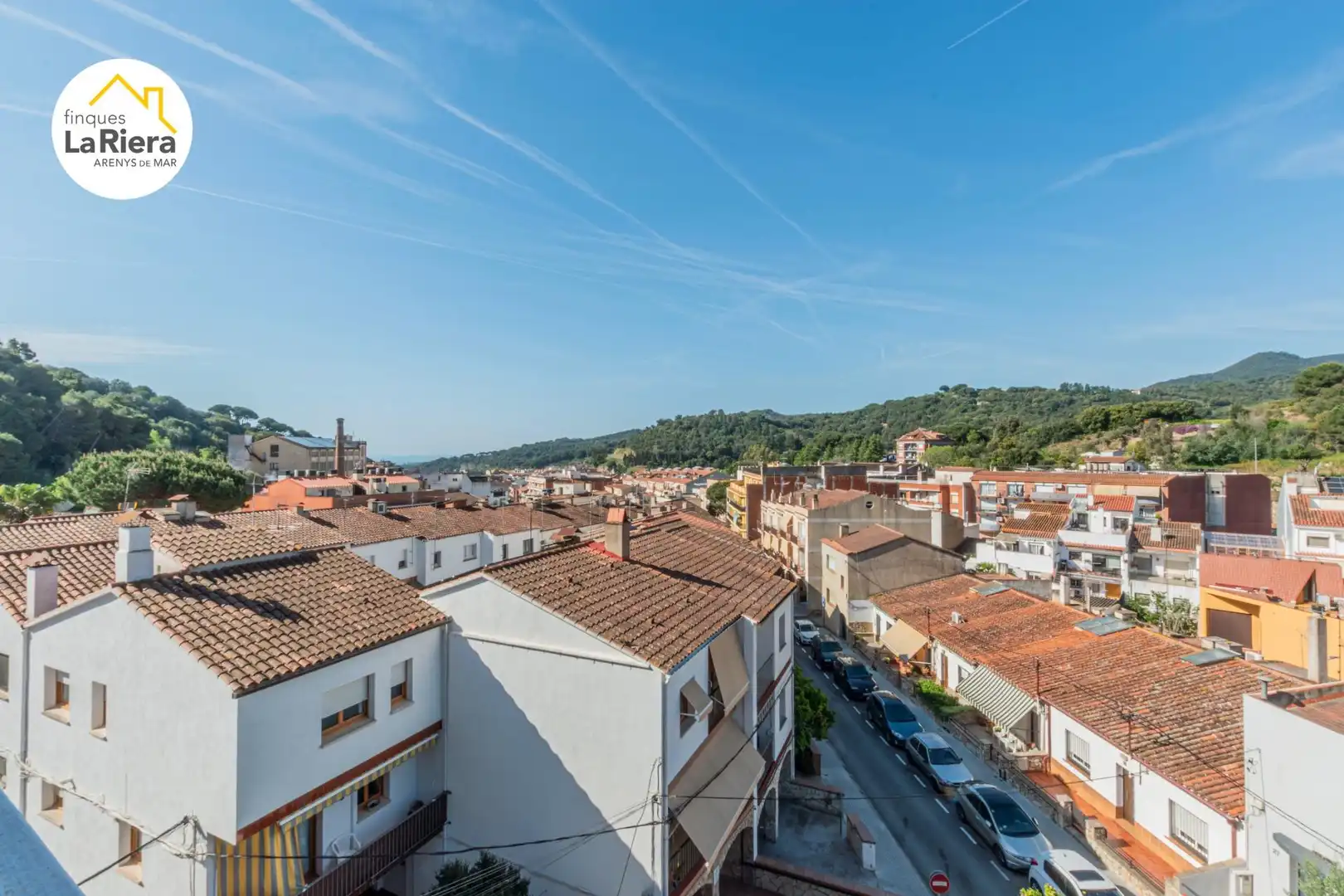 Außenansicht von Wohnung zum Verkauf in Arenys de Munt mit Terrasse, Abstellraum und Balkon