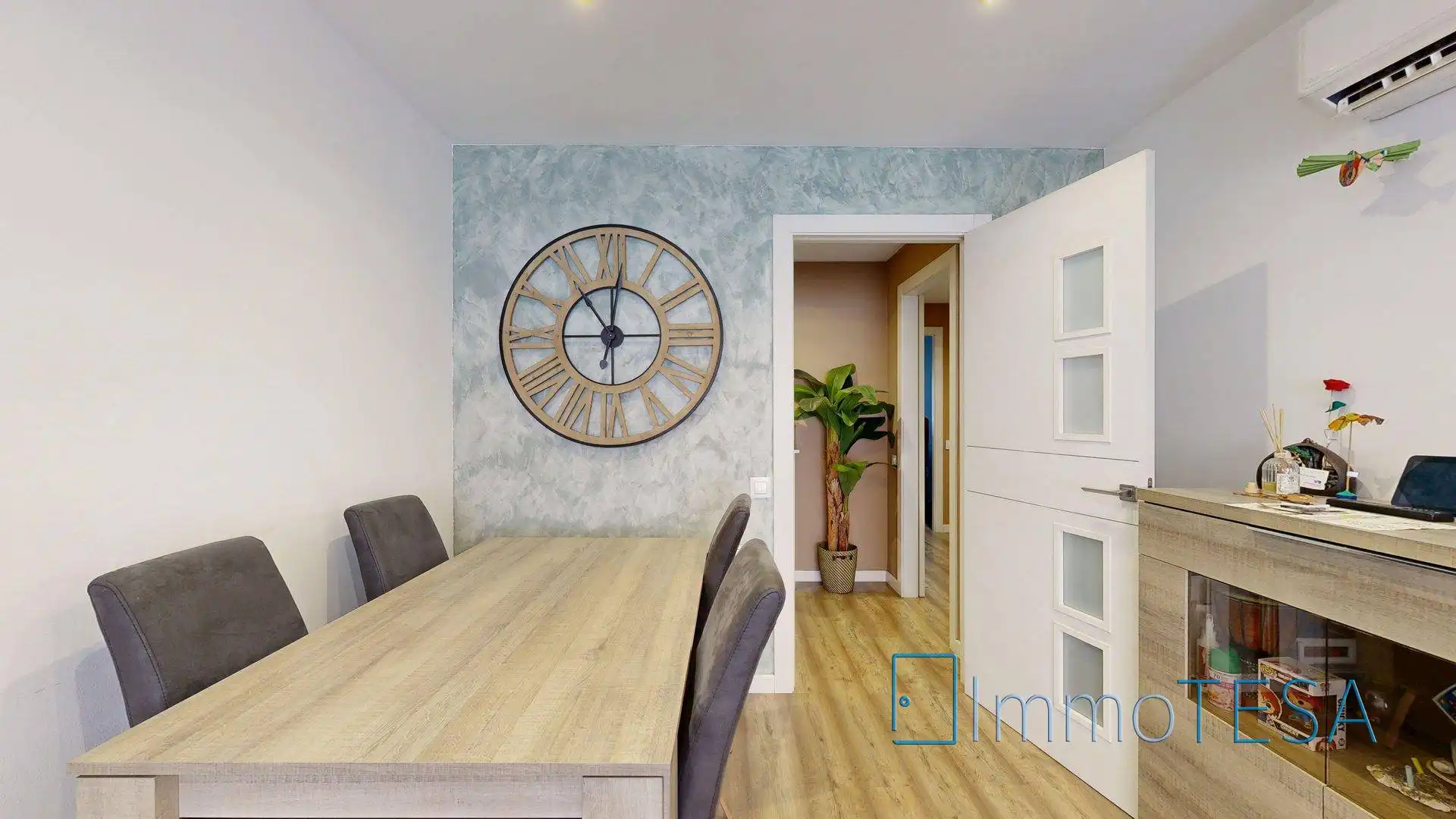 Dining room of Flat for sale in Sabadell  with Air Conditioner, Heating and Parquet flooring