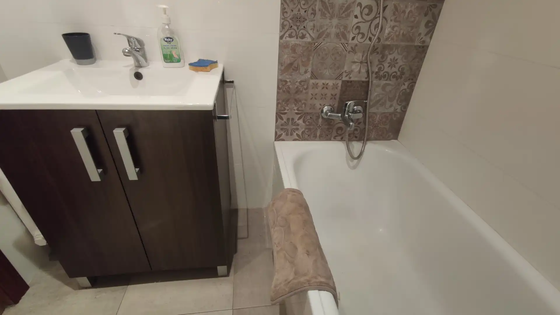 Bathroom of Flat for sale in Albacete