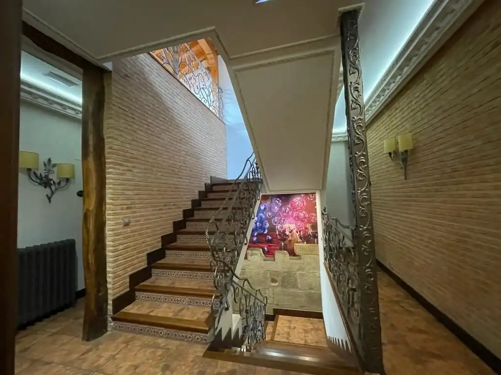 Country house zum Verkauf in Calle Mayor, Castañares de Rioja