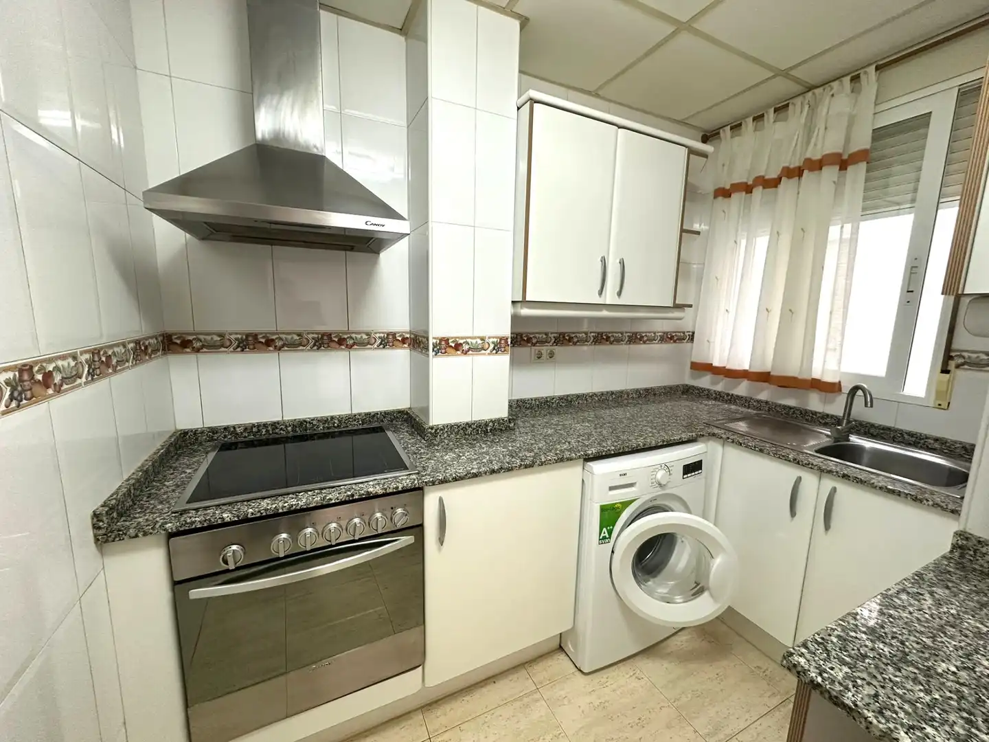 Kitchen of Flat for sale in Benicarló  with Terrace, Furnished and Oven