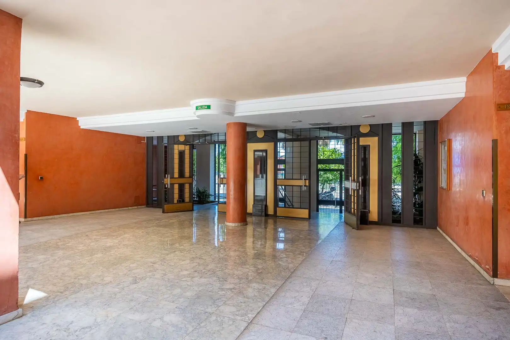 Flat for sale in Sevilla  with Air Conditioner, Heating and Storage room