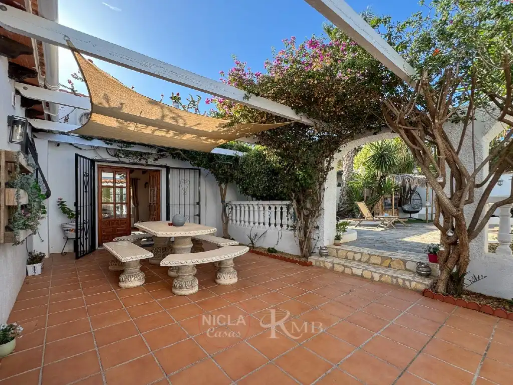 Terrassa de Casa o xalet en venda en Antas amb Aire condicionat, Jardí privat i Terrassa