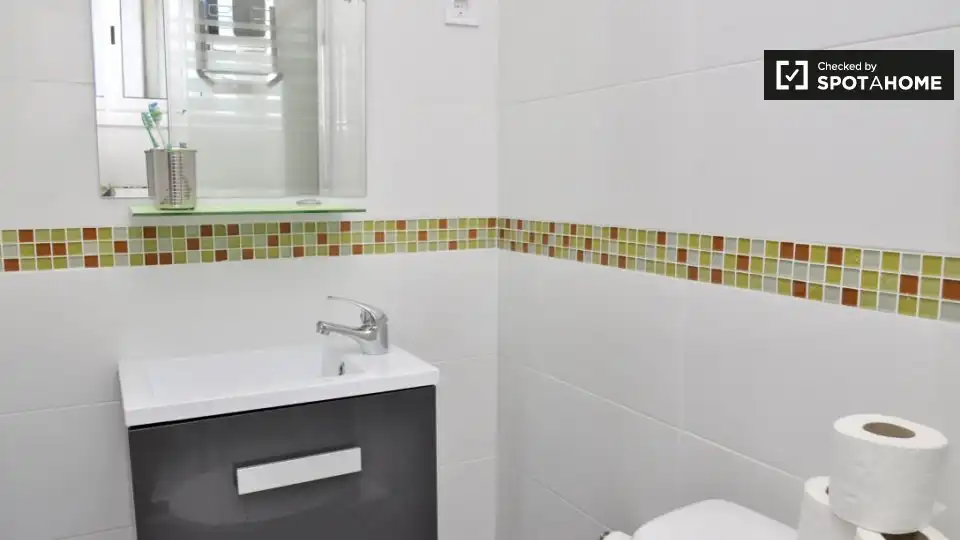 Room in La Barceloneta