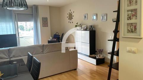 Foto 2 de Piso en venta en Carrer de Sant Lluís, Roc Blanc, Barcelona