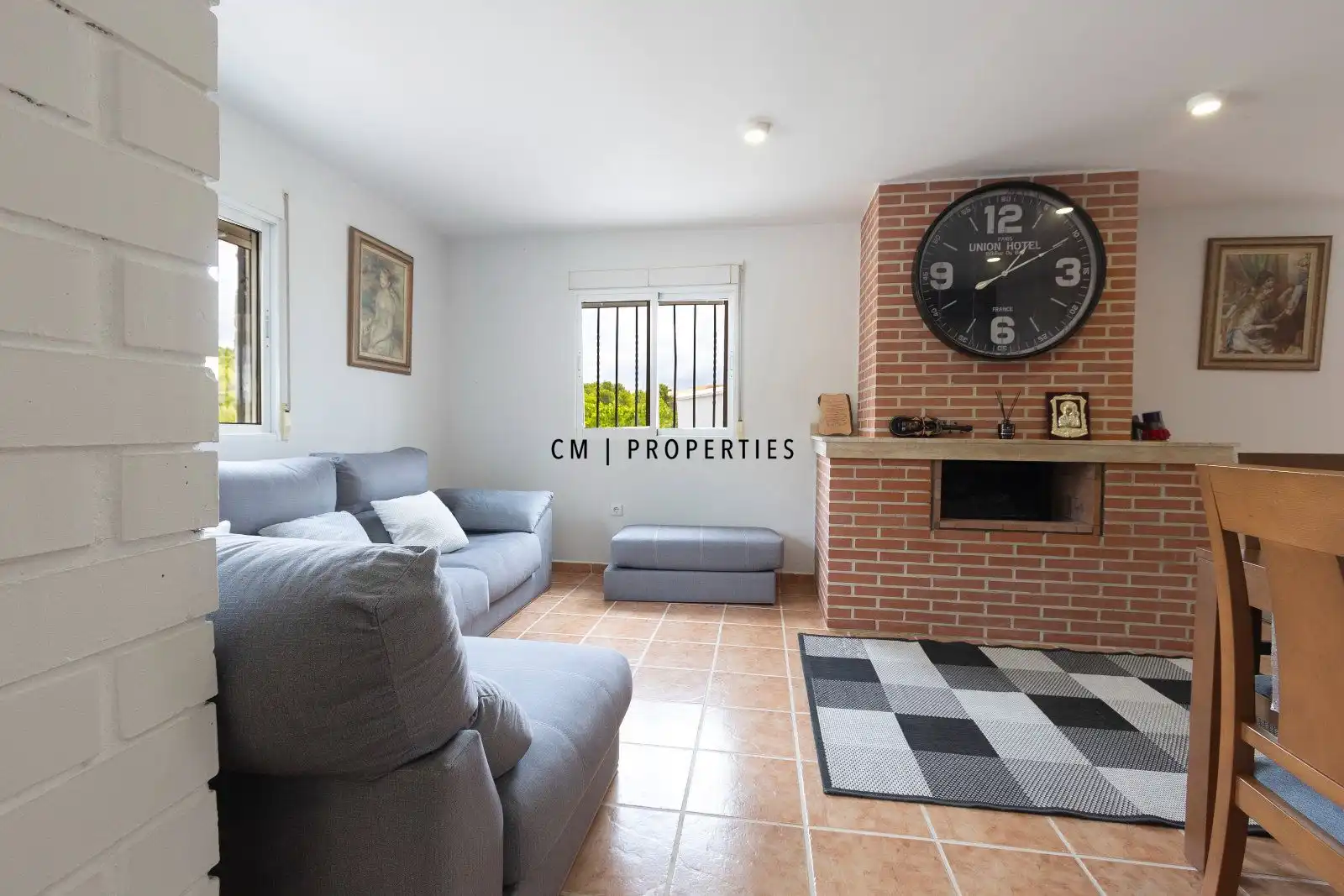 Living room of Houses for sale in Chiva  with Air Conditioner, Heating and Terrace