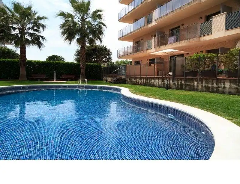 Swimming pool of Attic for sale in Cambrils  with Air Conditioner, Heating and Terrace