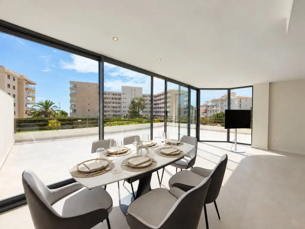 Apartamento con piscina en venta en Portals Nous, imagen 4