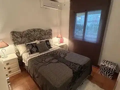 Schlafzimmer von Wohnung zur Miete in Benalmádena mit Klimaanlage, Schwimmbad und Balkon