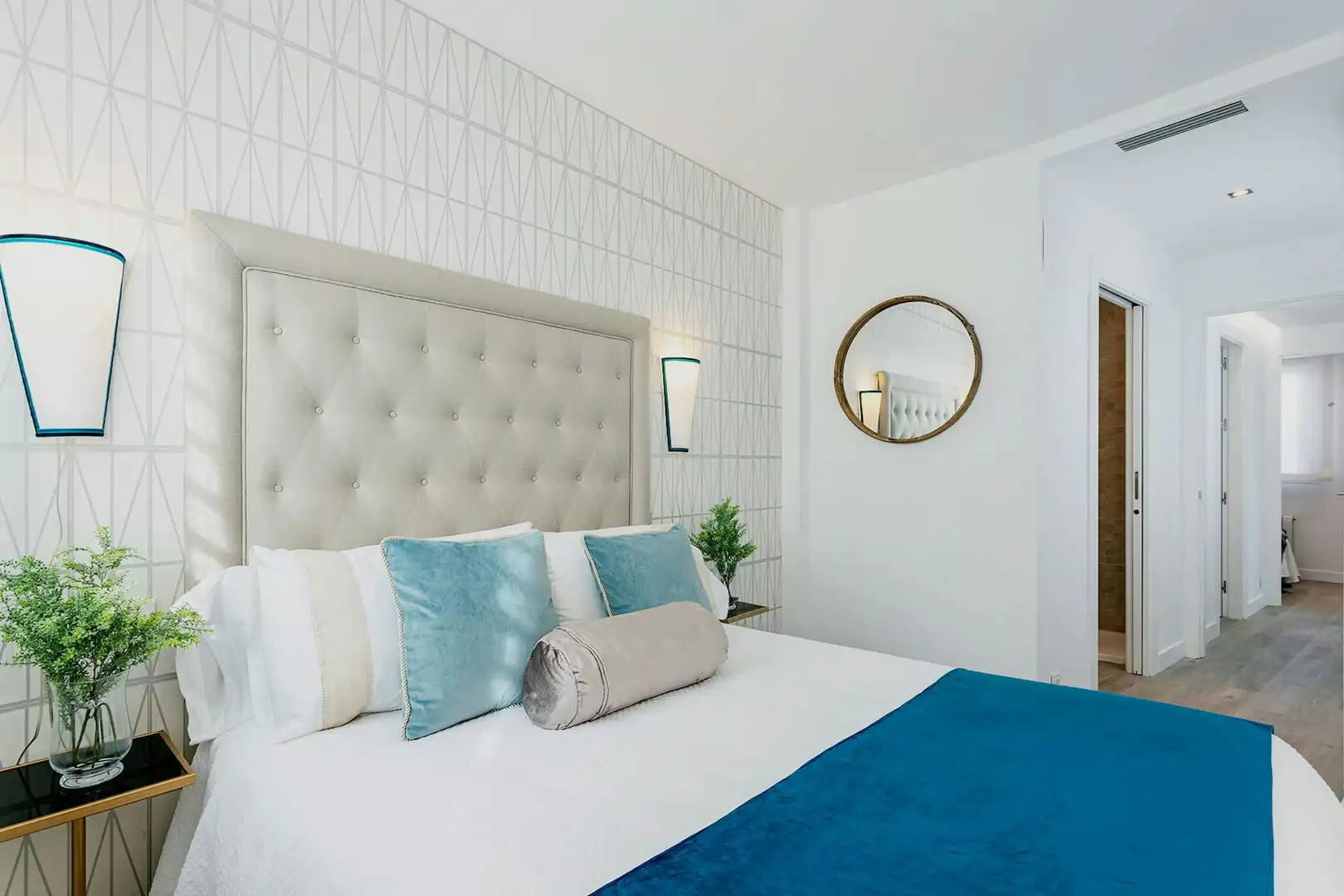 Schlafzimmer von Wohnung zur Miete in Sevilla mit Klimaanlage, Heizung und Waschmaschine