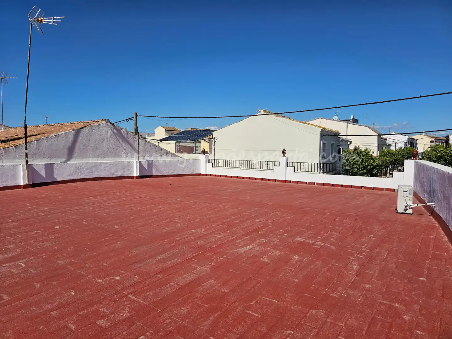 Vista exterior de Casa adosada en venta en Umbrete
