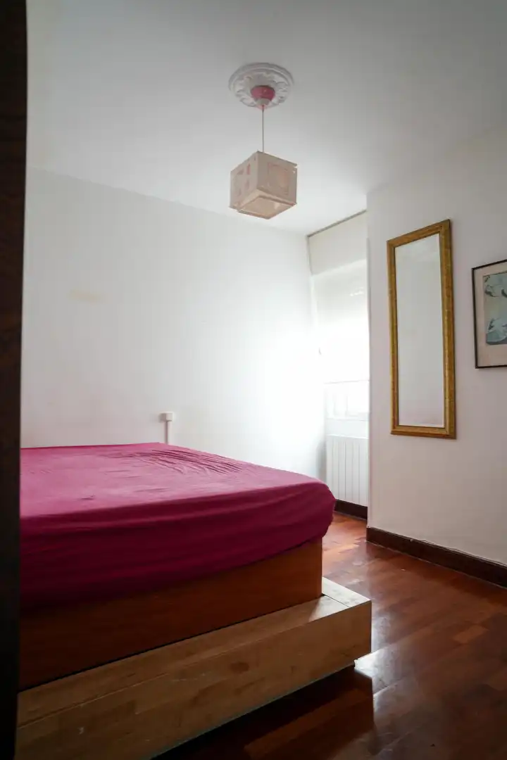 Bedroom of Flat for sale in Getxo 