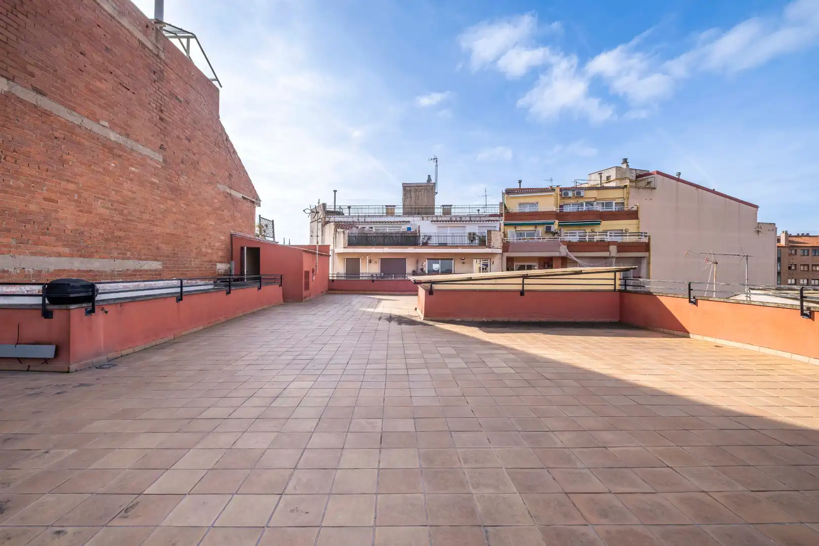 Terrace of Flat for sale in Sant Cugat del Vallès  with Air Conditioner, Heating and Parquet flooring