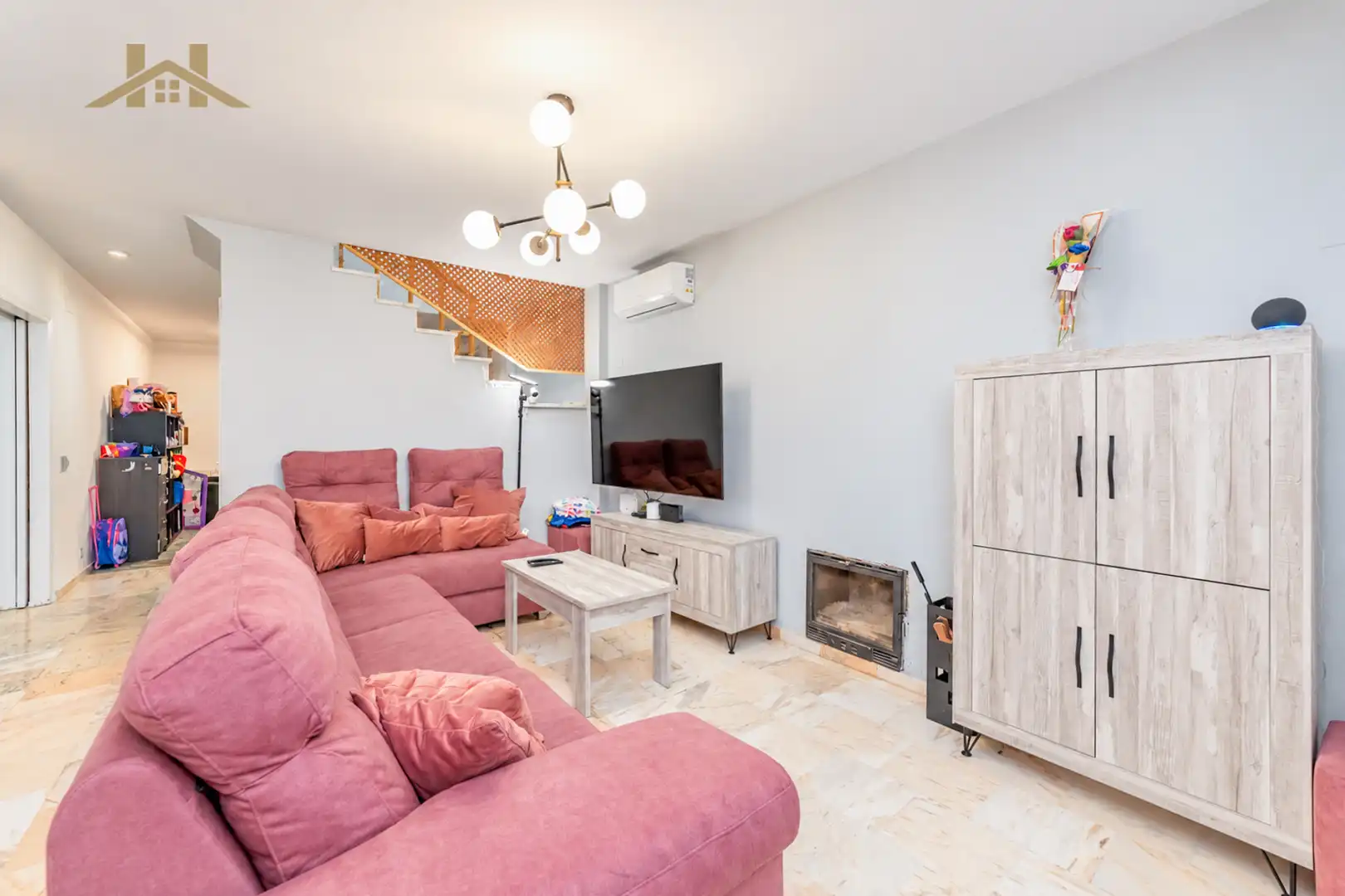 Detached house with terrace for sale in Calle Taeña, imagen 9