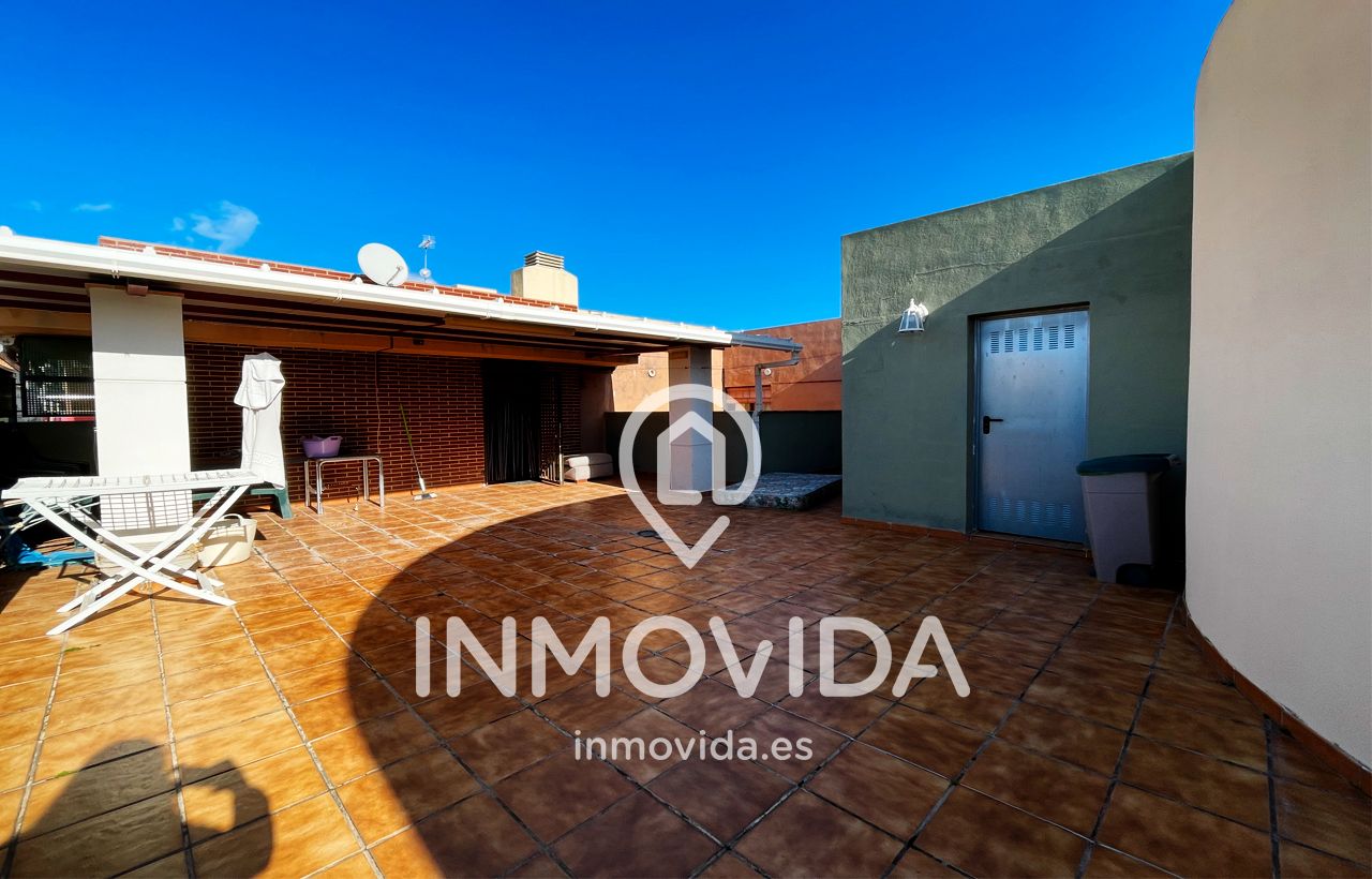 Terrassa de Àtic en venda en La Llosa de Ranes amb Aire condicionat, Terrassa i Traster