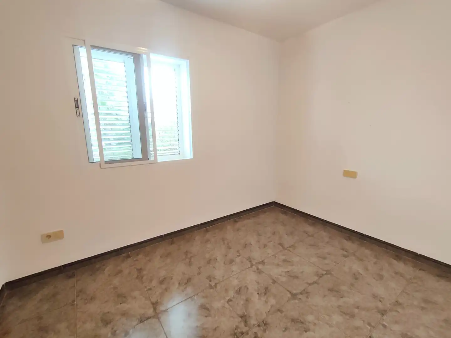 Habitación de Casa o chalet en venta en Chiva con Jardín privado, Terraza y Trastero