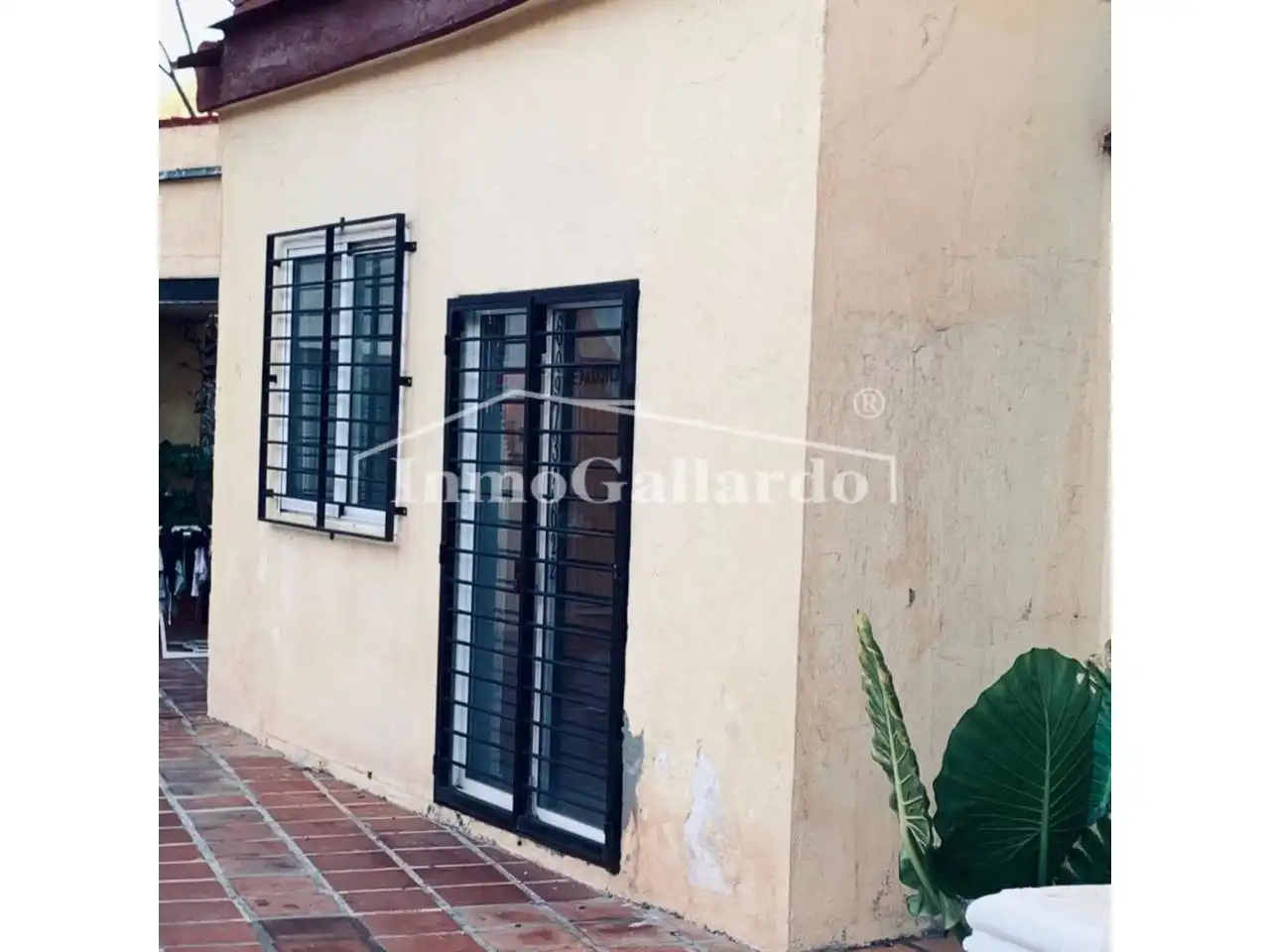 Local comercial de lloguer a Este, imagen 5
