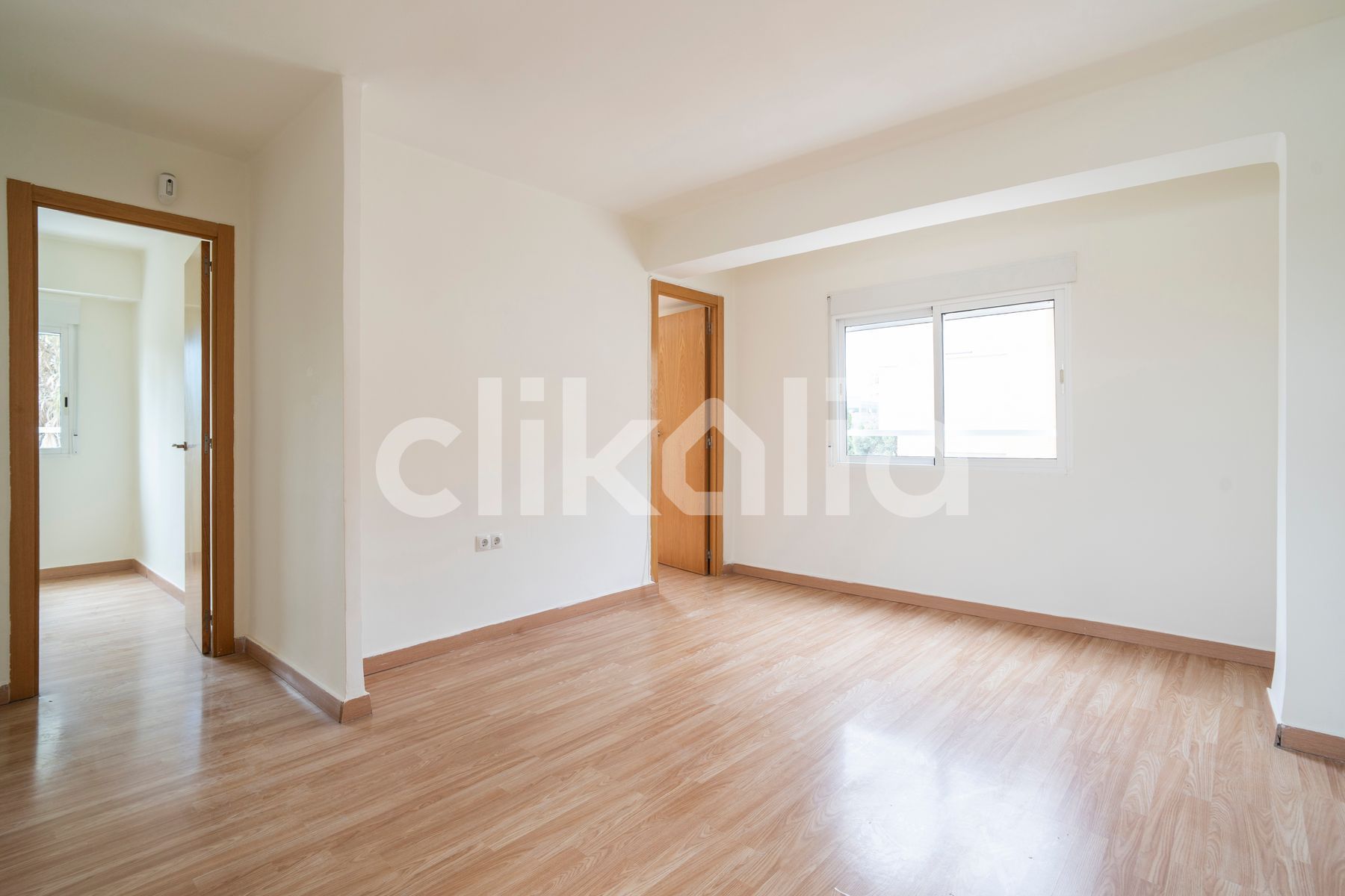 Bedroom of Flat to rent in Burjassot  with Air Conditioner