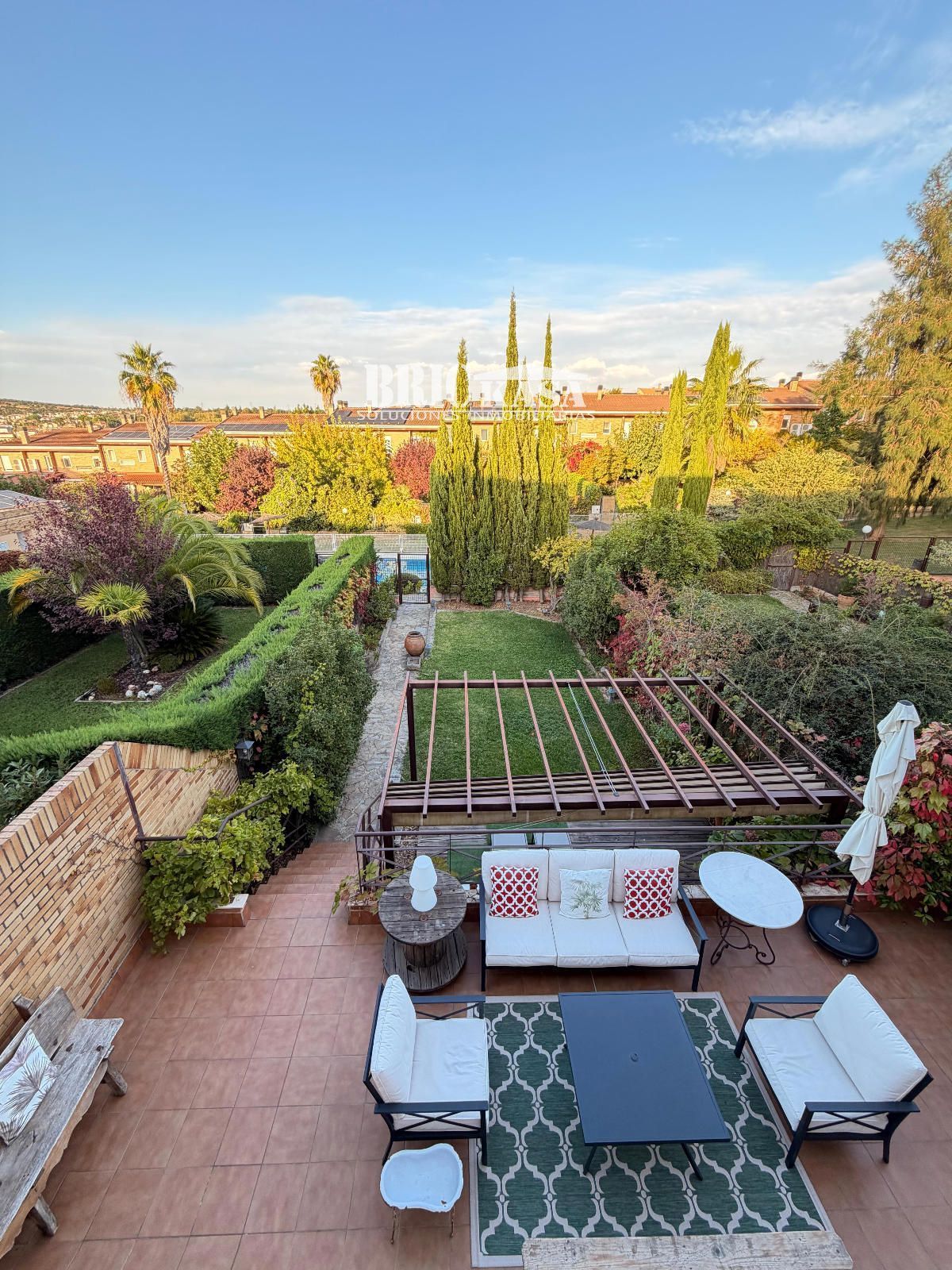 Jardí de Casa adosada en venda en Cáceres Capital amb Aire condicionat, Calefacció i Terrassa