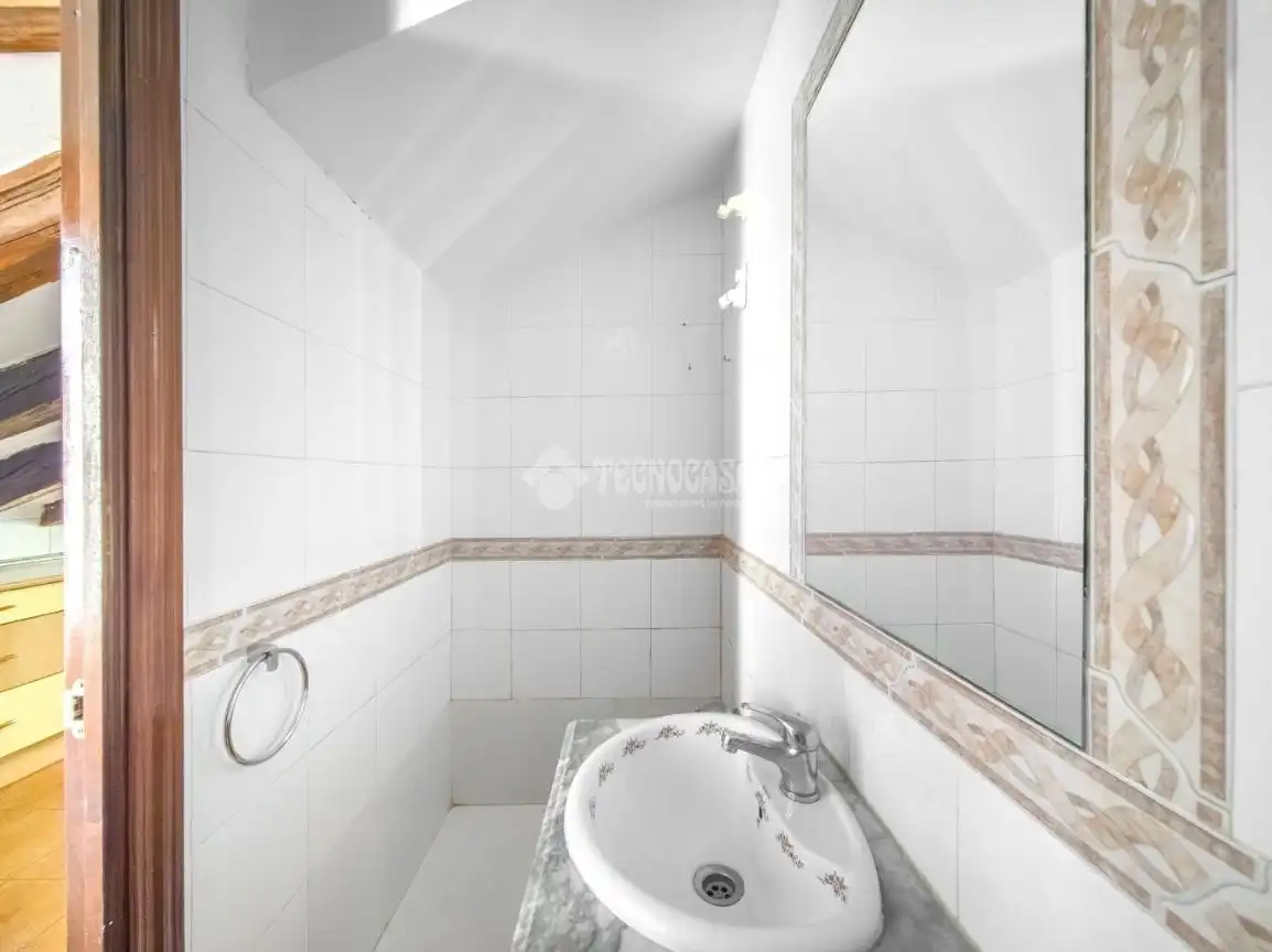 Baño de Piso en venta en Madrid con Aire acondicionado y Calefacción