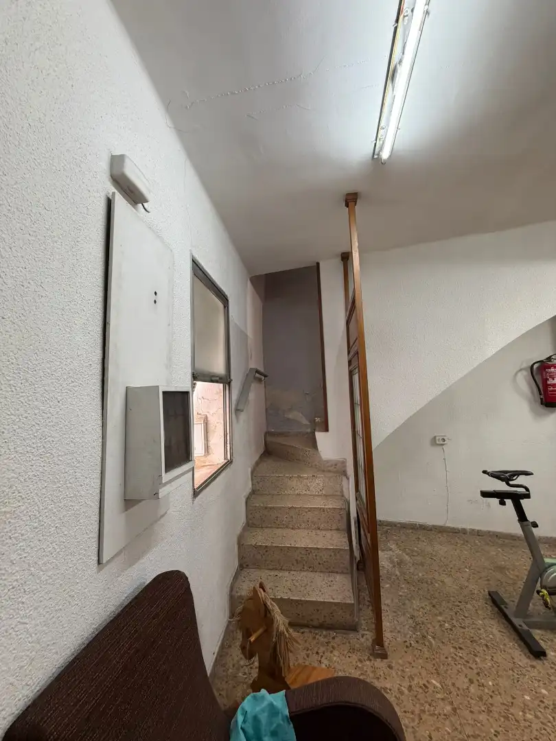 Casa adosada en venda en Burjassot amb Terrassa i Balcó