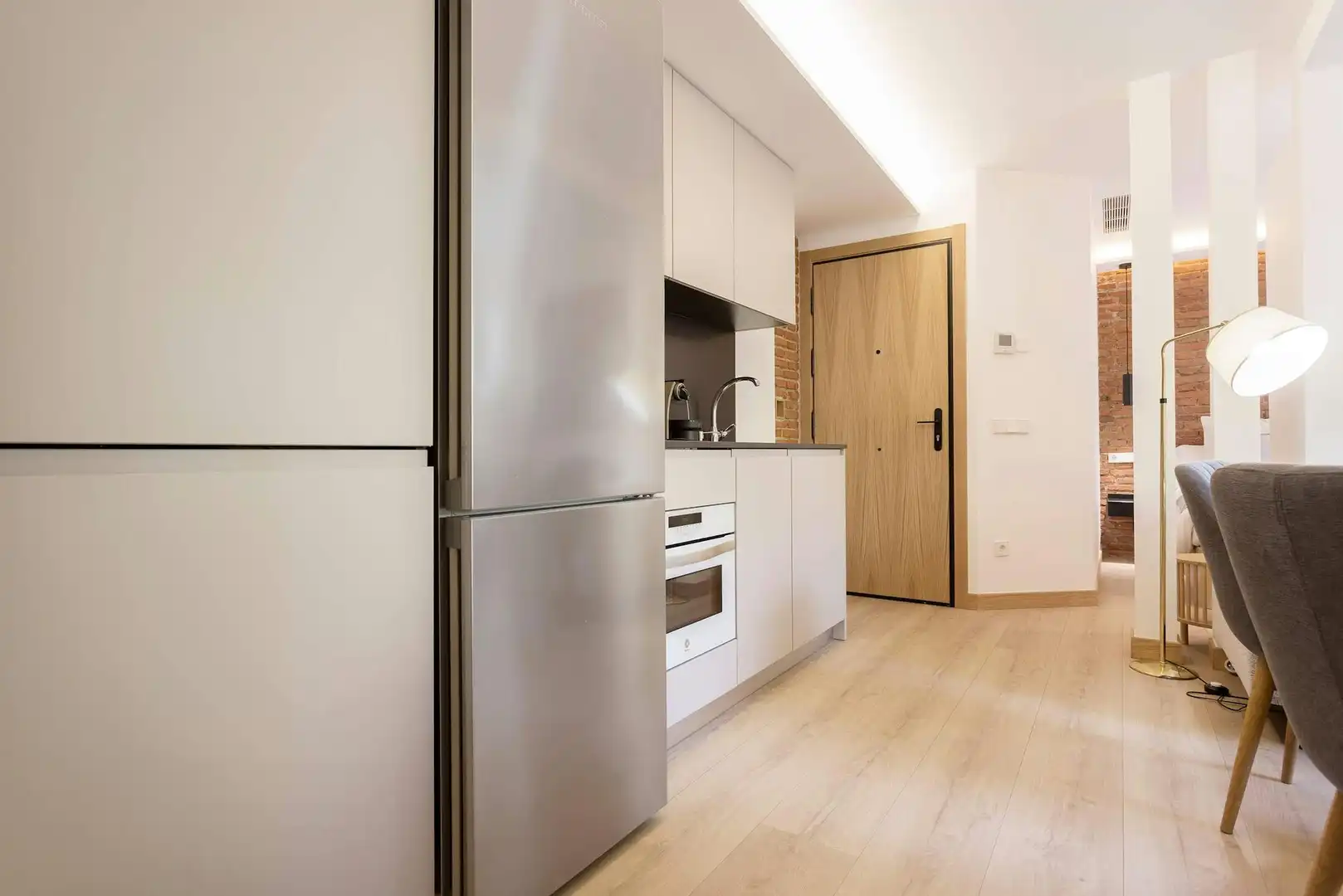 Kitchen of Flat for rent in Madrid  with Air Conditioner, Heating and Washing machine