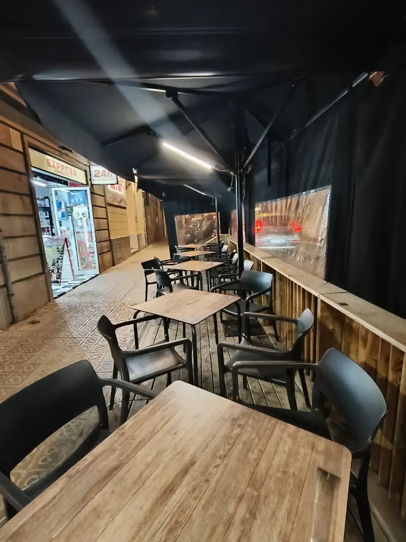 Terraza de Local en traspaso en Barcelona con Aire acondicionado, Terraza y Amueblado