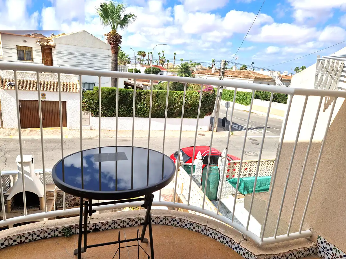 Bungalow con terrazza in vendita a Calle Murillo 120