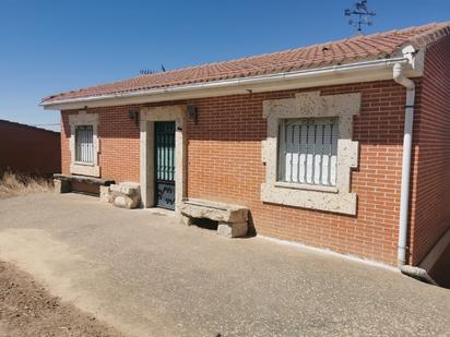 Exterior view of Flat for sale in Villalobón