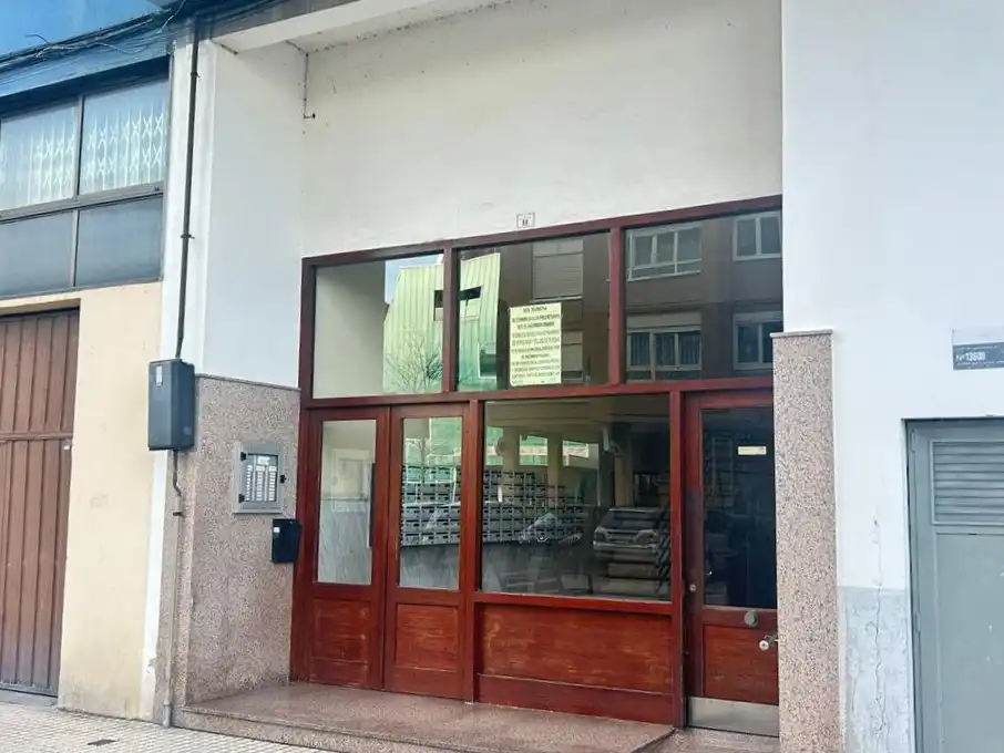 Vista exterior de Piso en venta en Santoña con Calefacción y Parquet