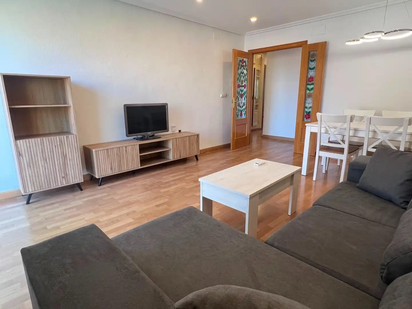 Sala d'estar de Pis de lloguer en Elche / Elx amb Moblat, Balcó i Piscina comunitària