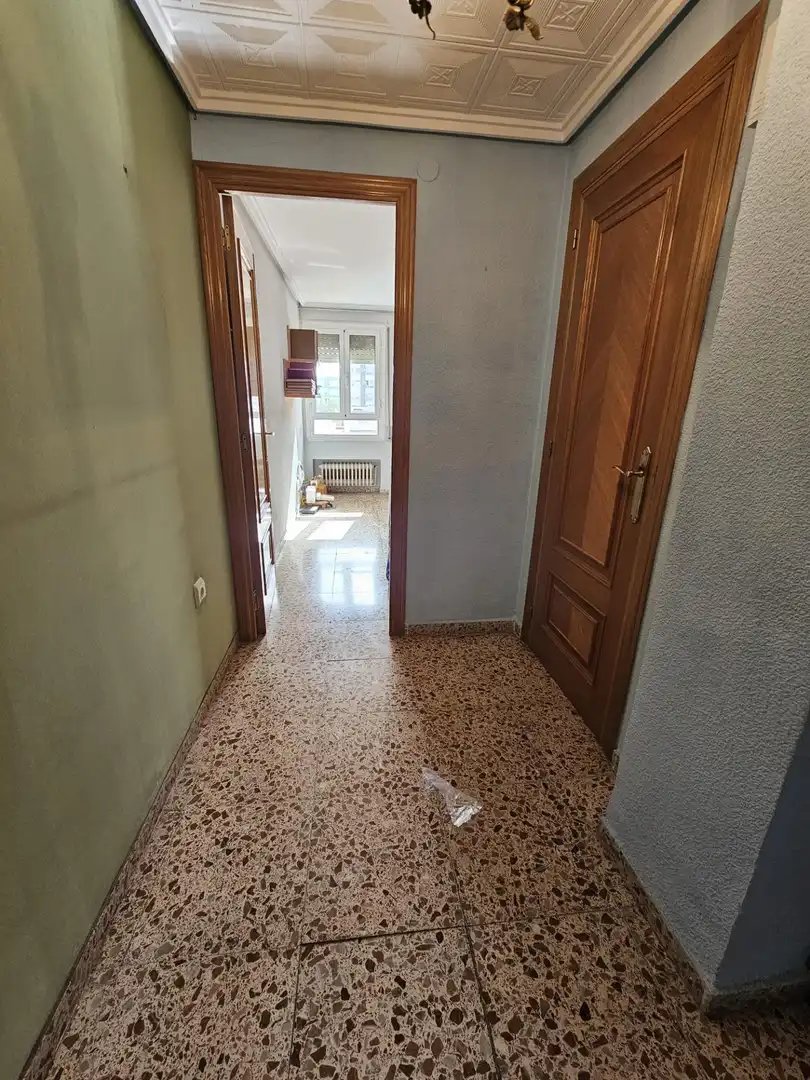 Flat for sale in Valencia  with Furnished and Balcony